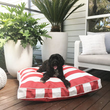 THE HAMPTONS DESIGNER DOG BED - RED - Pet Pouch
