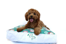 SHABBY CHIC DESIGNER DOG BED - ARMOUR - Pet Pouch