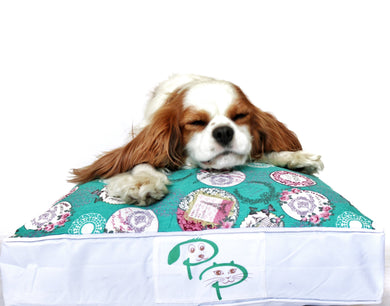 SHABBY CHIC DESIGNER DOG BED - ARMOUR - Pet Pouch
