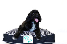 MODERN DESIGNER DOG BED - BLACK & WHITE CHEVRON - Pet Pouch