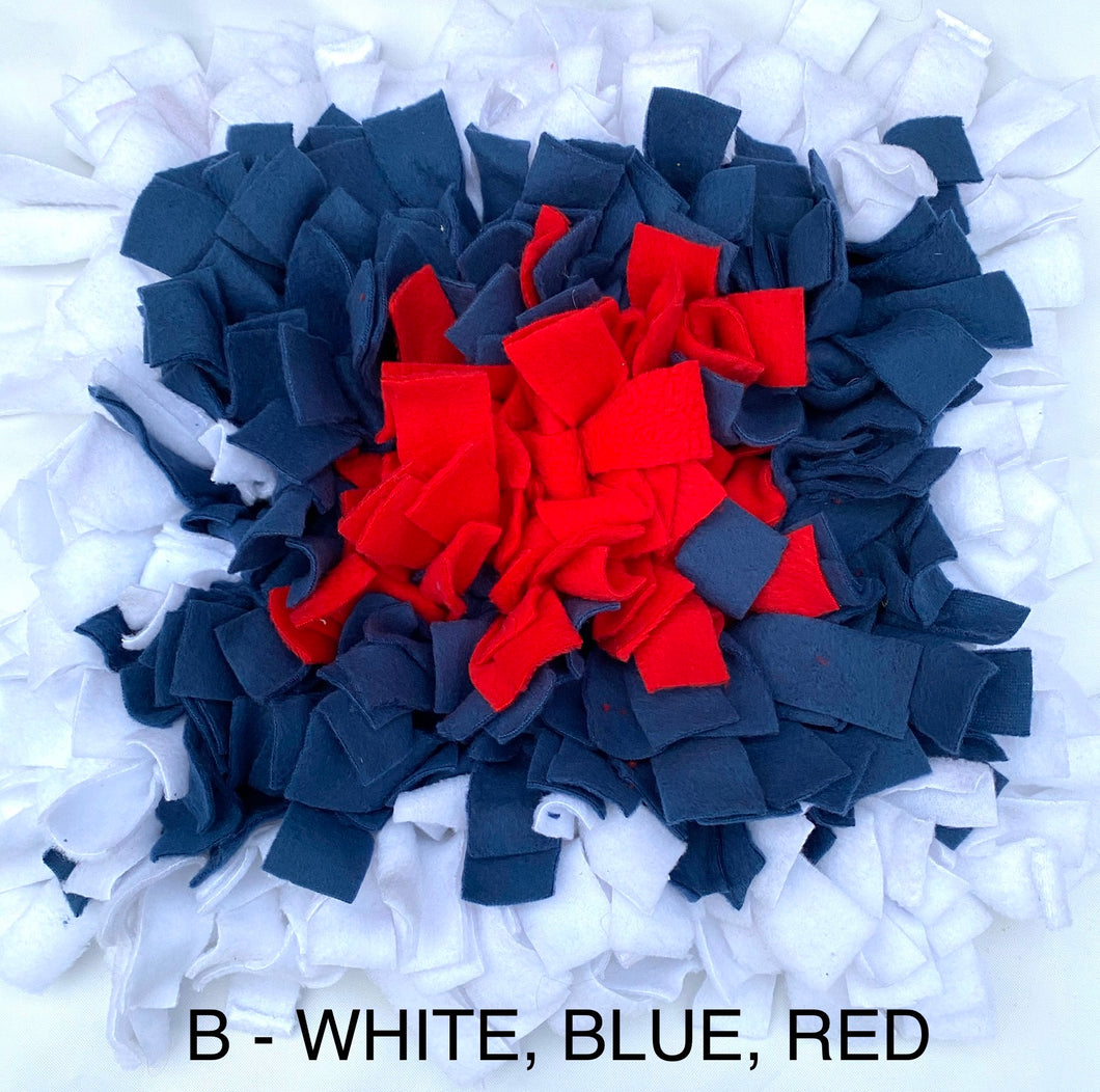 SNUFFLE MAT -  INTERACTIVE DOG TOY (WHITE, BLUE & RED)