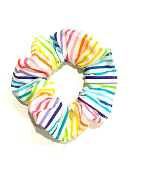 STRIPE ME CANDY SCRUNCHIE